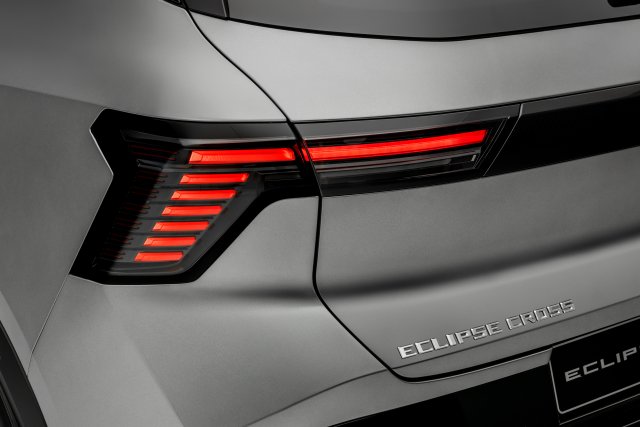 Eclipse Cross BEV